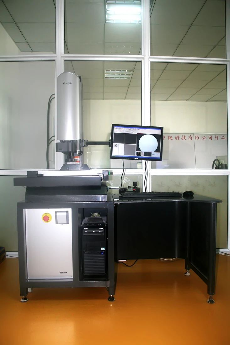 Precision measuring instrument in the HCC CHAIN inspection room